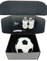 Kraamcadeau Jongen met zachte Voetbal - Mijn éérste voetbal - Baby cadeau jongen - Geboortecadeau jongen - kraamkado