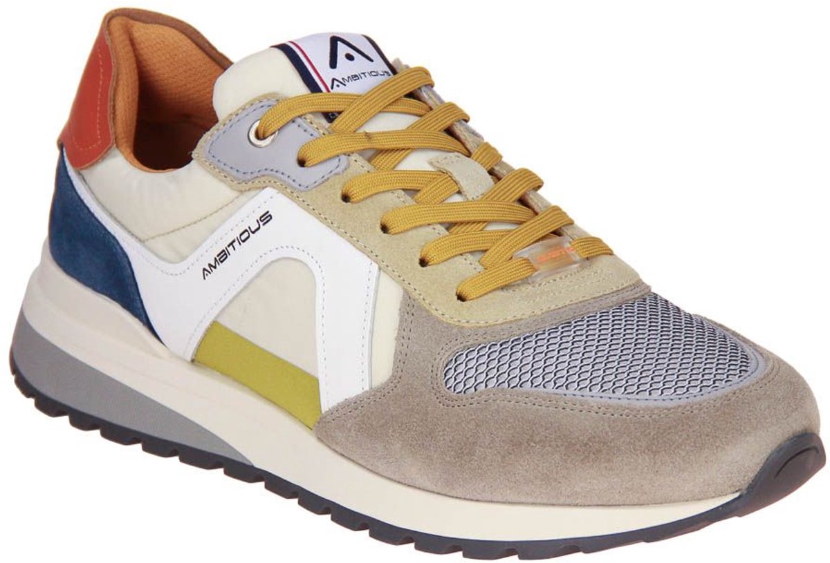 Ambitious Seaker Beige-Wit
