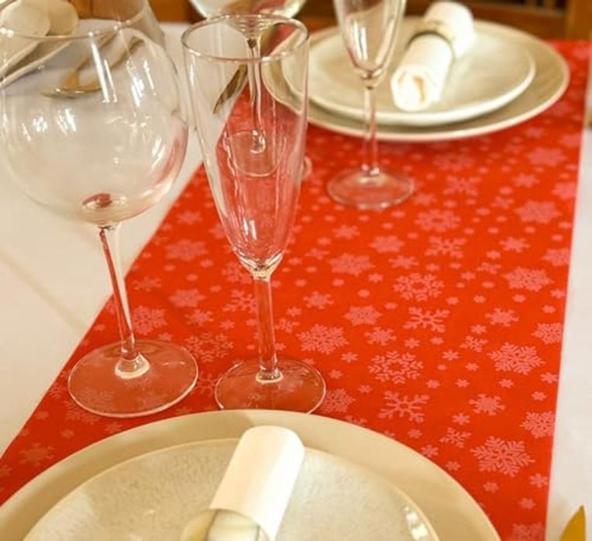 Kerst Tafelloper 25 m x 30 cm - Non-Woven Tafelkleed voor Een Betoverende Kersttafel