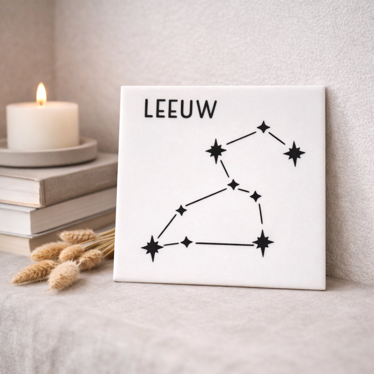 Troubadot | Tegeltje sterrenbeeld Leeuw | minimalistische | decoratieve tegel met sterrenbeeld | kraamcadeau | geboorte | persoonlijk cadeau