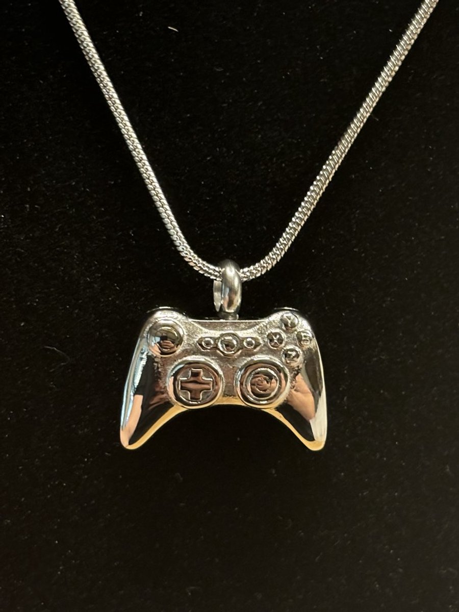 ashanger/mini urn gamepad