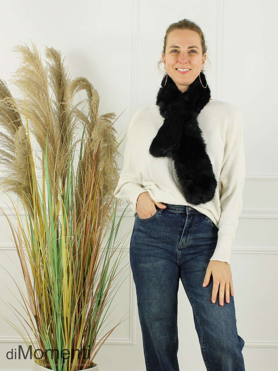 sjaal - fluffy - pull through - zwart - cadeau tip