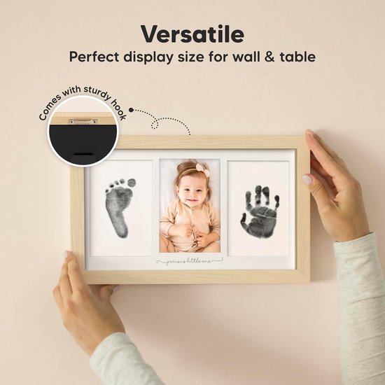 Set met hand- en voetafdrukken van de baby, Inktkussen voor baby's, Herdenkingsfotolijstje, Kan worden neergezet of aan de muur worden gehangen, Wit. van Merkloos — afbeelding 2