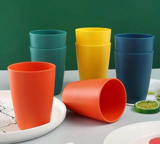 Dutchers® 36-Delig Kunstof Serviesset - Campingbestek set - BPA Vrij - Camping Borden - Bordenset - Dinerborden binnen en buiten - Vaatwasser-, Magnetron- & Vriezerbestendig - Kampeerset - Keukenset - Picknickset - Picknick - Onbreekbaar — afbeelding 4