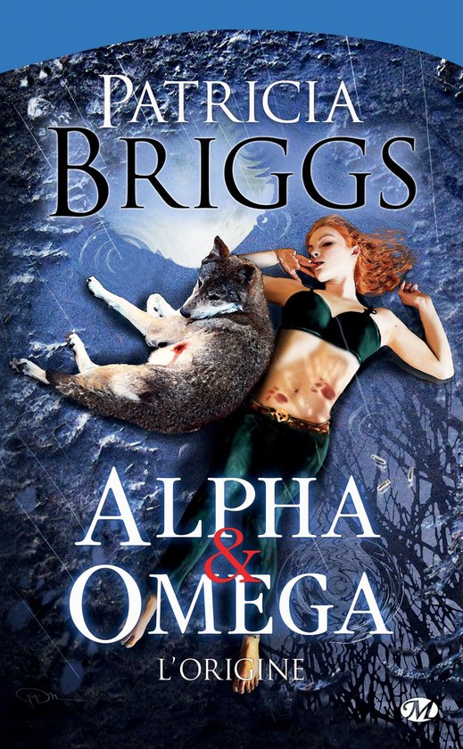 Livre 'Alpha & Omega: L'Origine' par Patricia Briggs. Une femme aux cheveux roux allongée à côté d'un loup sur un fond sombre et boisé.