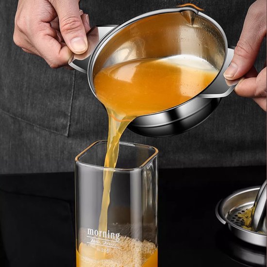 Premium Duurzame RVS Citruspers - Handmatige Citroen- en Limoenpers - Hoogwaardige Lemon Squeezer met Pittenfilter - Stevige Fruitpers / Handpers - Eenvoudig te Reinigen - Roestvrij Staal - Zilver van premium — afbeelding 2