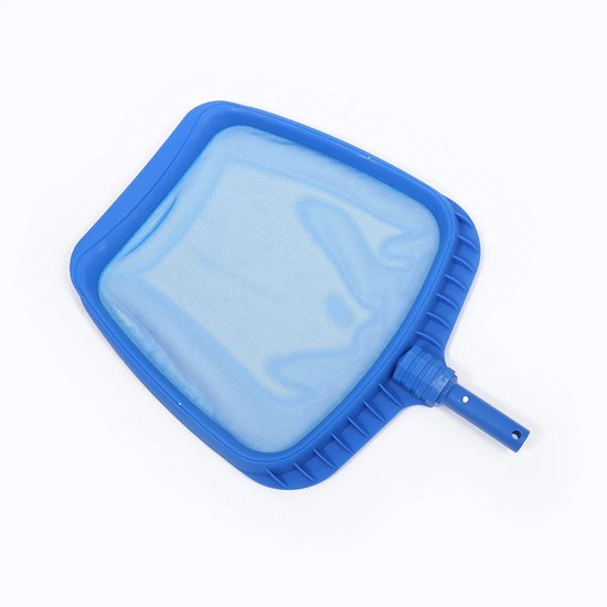 Blauwe zwembadschep met een fijnmazig net en een brede, platte rand.