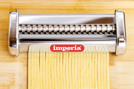 Gourmet Line Pastamachine-accessoire. 100% Made in Italy. Roestvrijstalen keukenaccessoire voor ruwe verse pasta. Pastasnijder compatibel met pastamachines. — afbeelding 5