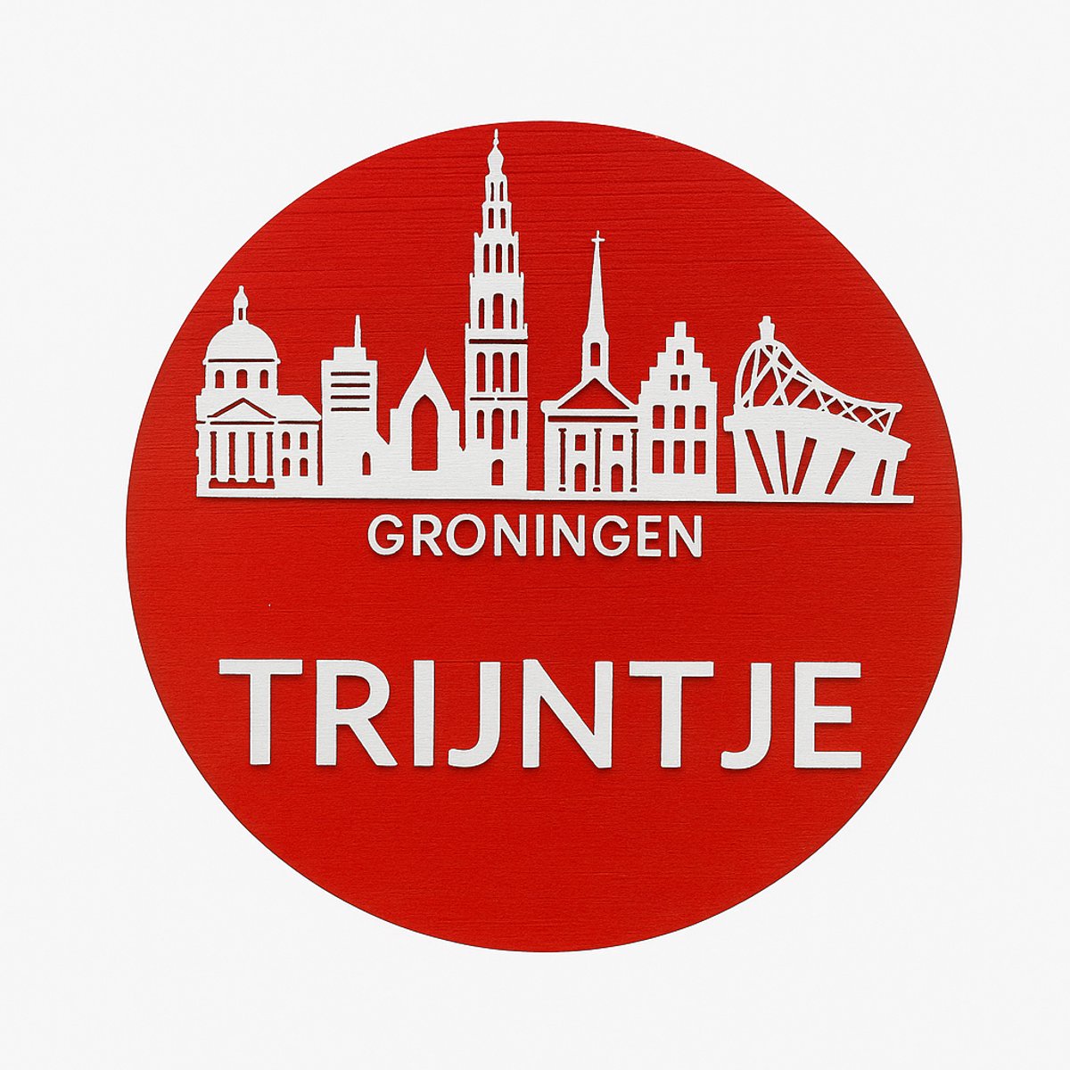 Naambordje met de skyline van Groningen - gemaakt van hout - op maat gemaakt en gepersonaliseerd met je eigen naam - diameter 16 cm - rood met wit