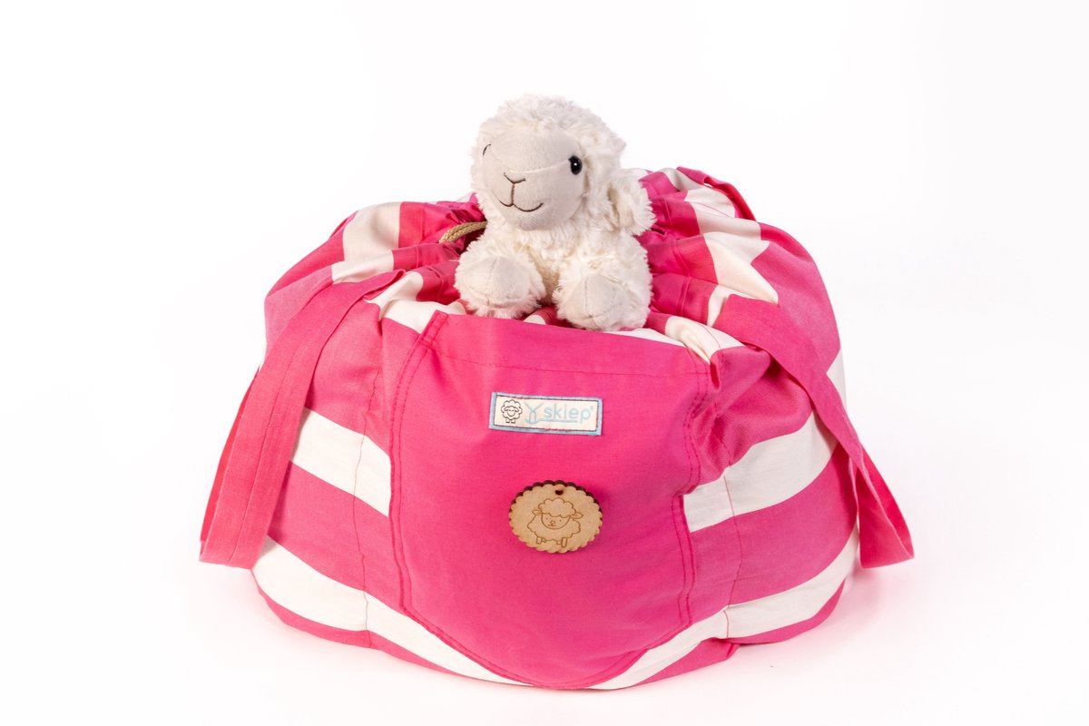 Skiep® Slowcooker Tas – Koelbox – Picknicktas – lokale schapenwol zorgt voor urenlang koel of warmtebehoud. Handgemaakt in de Kempen (België), upcycling van tuinkussenstof. Stevig en handig mee te nemen dankzij hengsels. Machine wasbaar.
