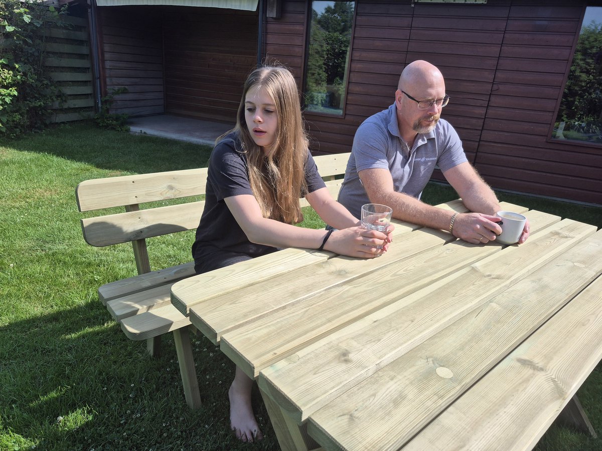 Houten Tuintafel 120cm – Premium - Extra Stevig & Landelijke Tuin tafel - Weerbestendig & Eenvoudige Montage - Andy – foto 4