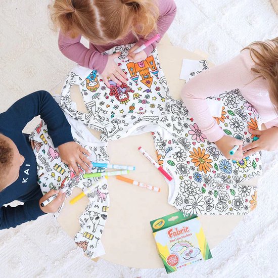 Kit de coloriage de pyjama créatif pour Enfants – Concevez et personnalisez votre propre tenue de nuit ! manches courtes et pantalon / pyjama d'été / Grue - camion