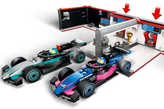 Garage LEGO City F1 avec voitures Mercedes-AMG et Alpine - 60444