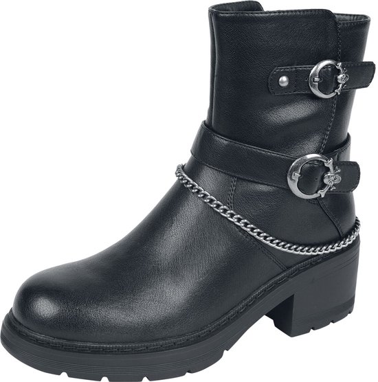 Zwarte leren enkel laars met gespen, doodshoofddetails, kettingen en dikke zool.