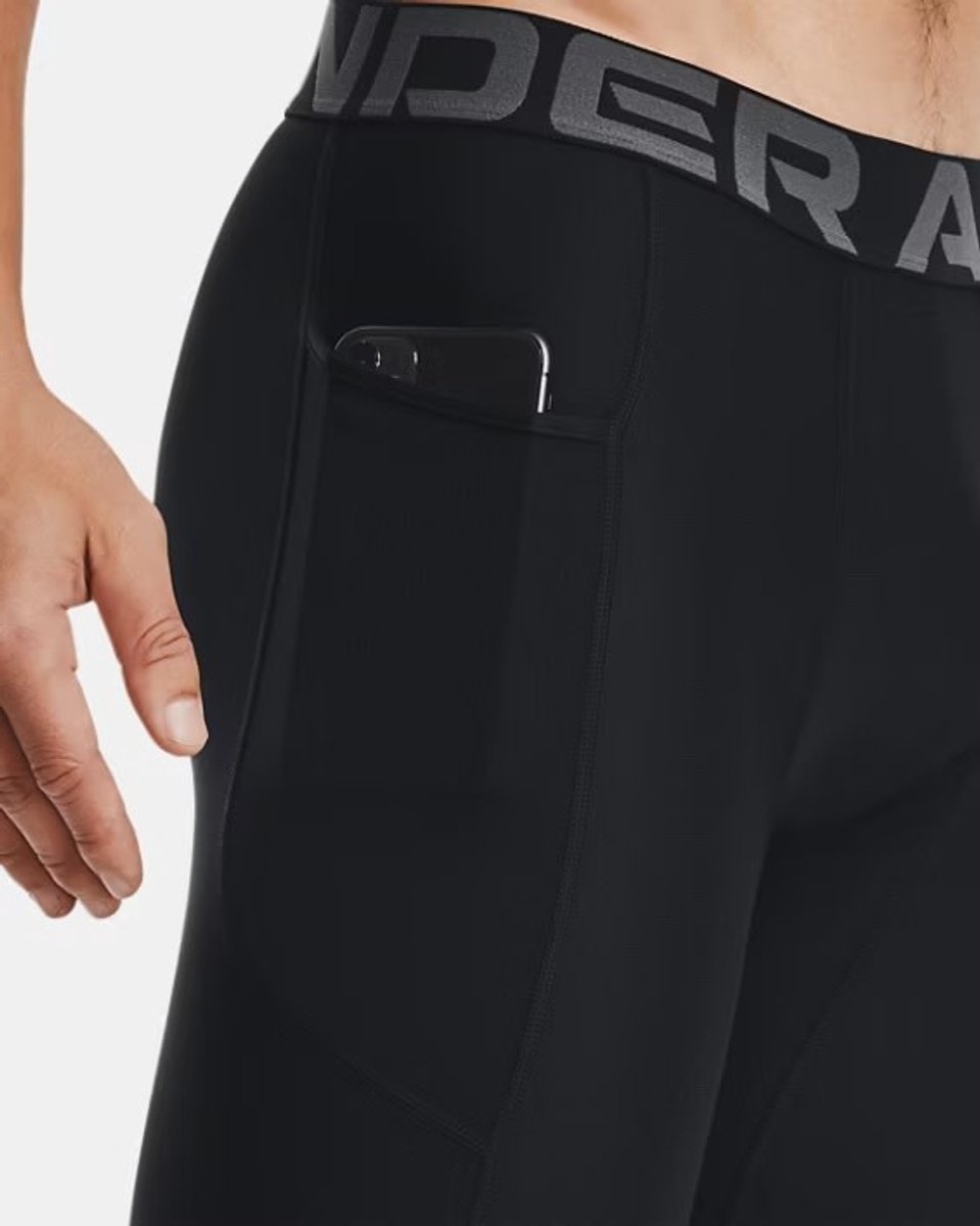 Under Armour HeatGear Short  Sportbroek Mannen - Maat L