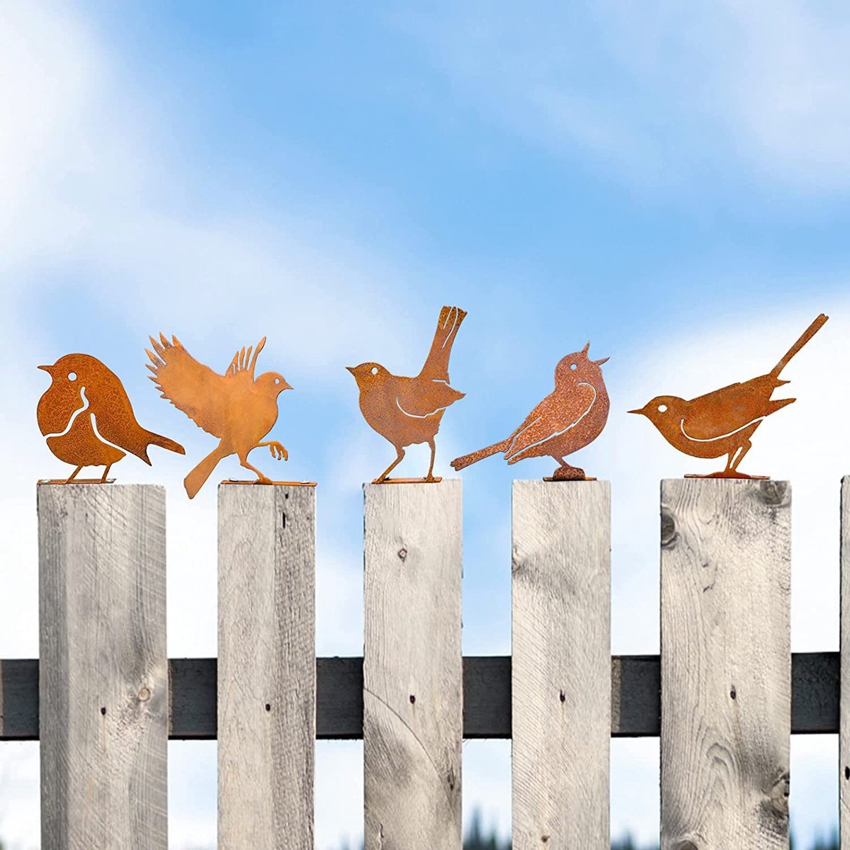 Niet al te grote tuindecoratie vogeltjes van metaal, geschikt voor iedere tuin