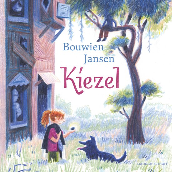 Boekcover van 'Kiezel' door Bouwien Jansen. Een meisje met rood haar houdt een glimmende steen vast, met een zwarte hond aan haar voeten. Een boom en een huis op de achtergrond.
