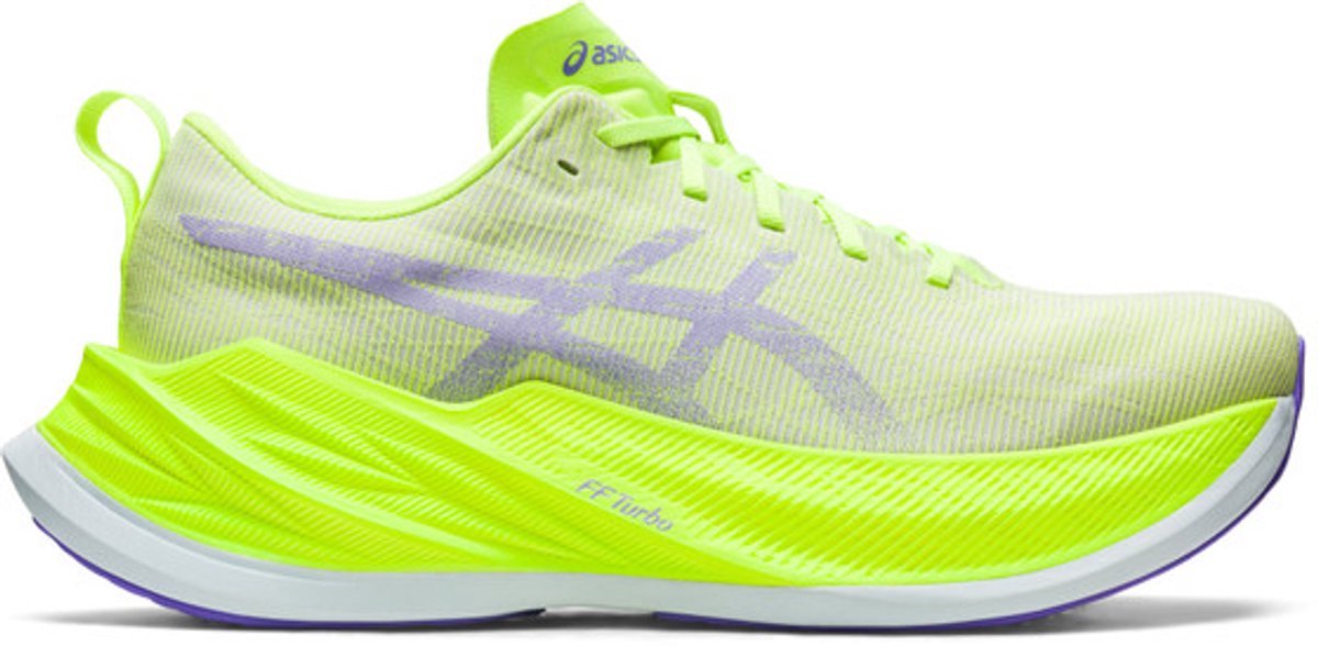 Asics Superblast. Hardloopschoenen Unisex Groen