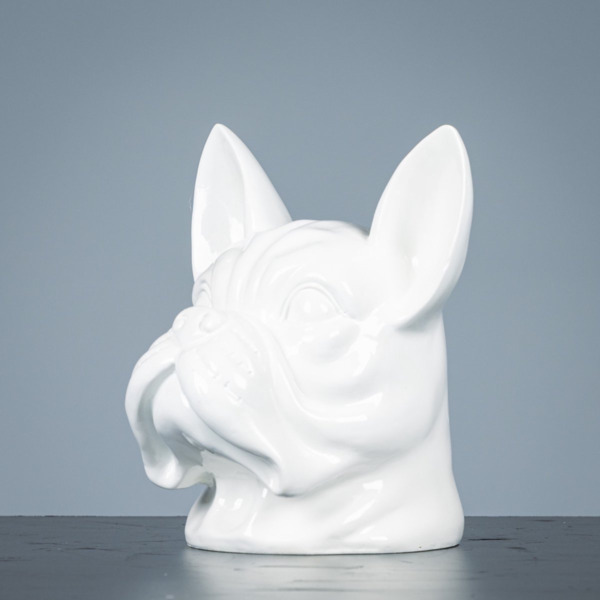 Bulldog Beeldje in Glanzend Wit – Decoratief Interieurstuk met Karakter - Stijlvol Polyresin - 140105W