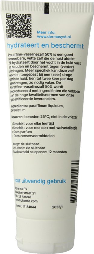 Achterkant van een witte tube met productinformatie in het Nederlands.