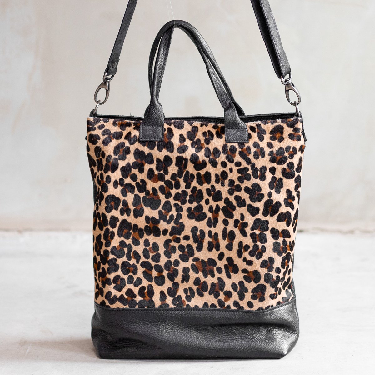 Tas Jolie - Zwart/panterprint | Leren koeienhuid schoudertas