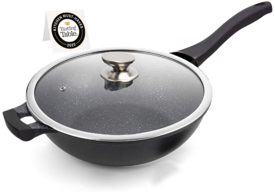 Royalty Line® BW32M Wokpan Inductie - Ø 32 cm / 5.9 Liter - Wokpannen Voor Alle Warmtebronnen - Wok Pan Met Antiaanbaklaag - PFOA & PTFE Vrij - Wokpan met Deksel - Zwart