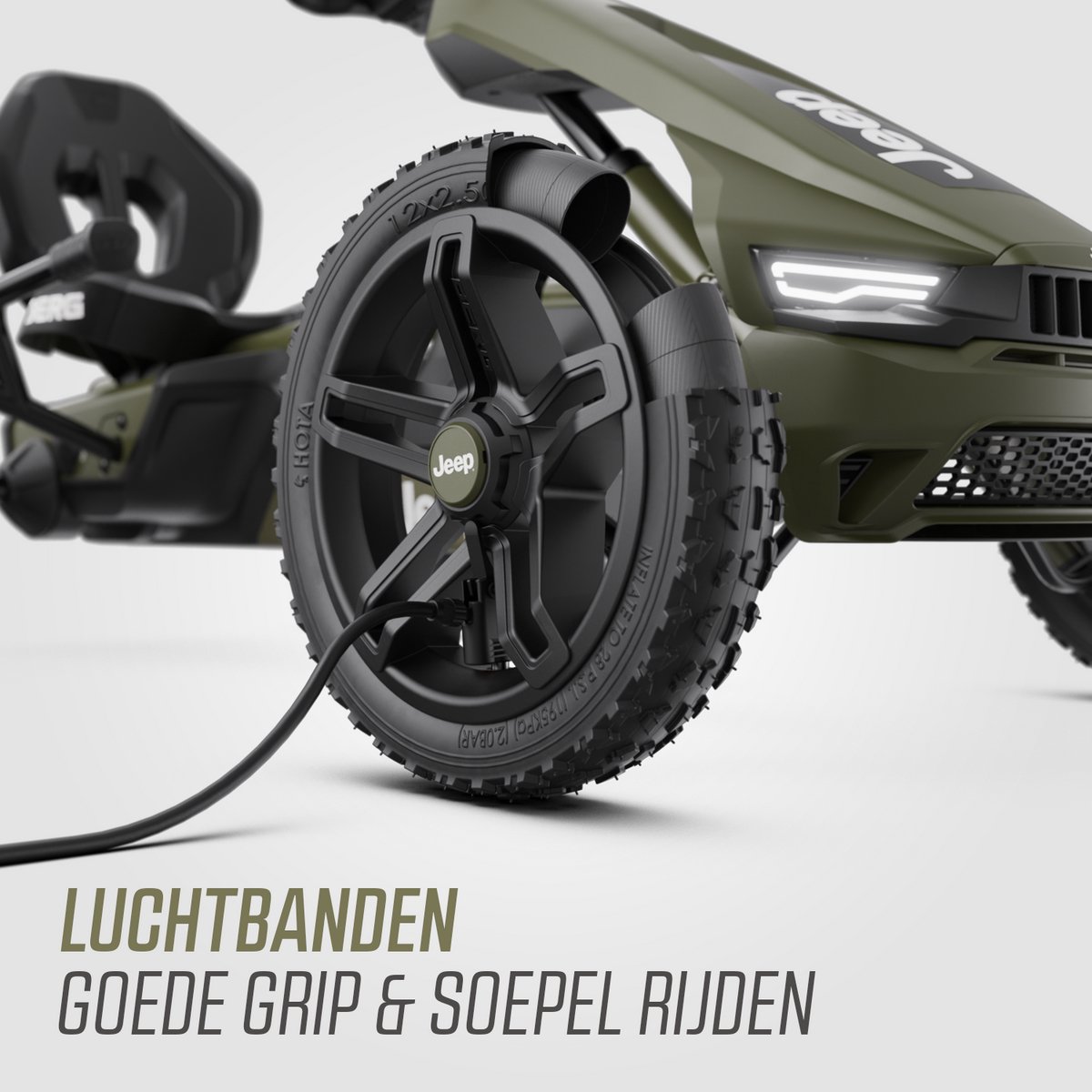 BERG Rally Jeep® Cherokee Skelter - Verstelbare stoel - Soundbox Race - LED Verlichting - 4+ Jaar - Groen — afbeelding 8