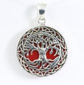 Pendentif rond en argent avec arbre de vie sur pierre de corail rouge