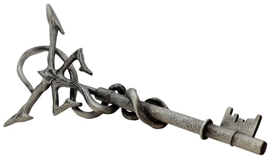 FaNaTtik Resident Evil 4 Replica 1/1 Insignia Key Replica: 1/1