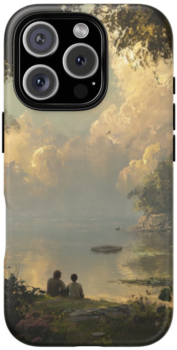Vredig Meerlandschap met Vriendschap – Telefoonhoesje Geschikt voor iPhone 16 Pro