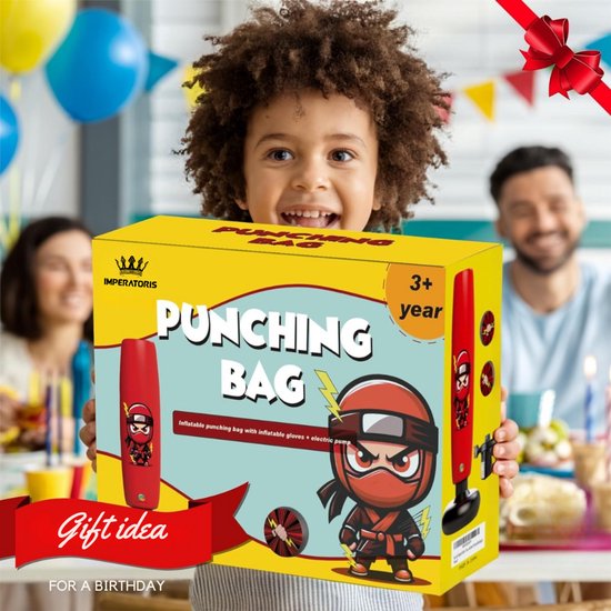 Kind houdt een gele doos vast met een opblaasbare bokszakset, ideaal als verjaardagscadeau voor kinderen vanaf 3 jaar.