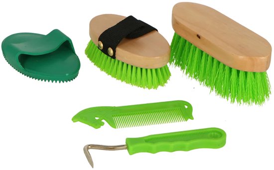 Set groene paardenverzorgingsborstels: borstel, handschoenborstel, kam, hoevenkrabber.