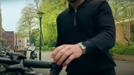 Voltano Zen Fietszadel Met Antislip Gelpads - Zwart / Rood - Uitsparing - Inclusief Zadelstrop - Unisex