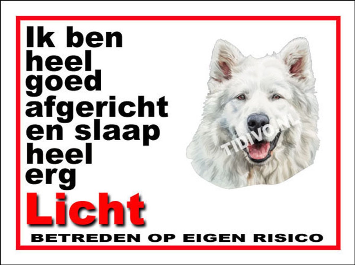 Berghond van de Maremmen 4