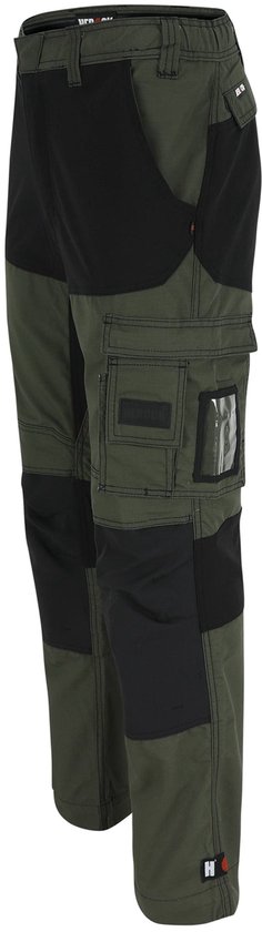 Zijkant van een groene en zwarte werkbroek met zakken en een transparant venster.