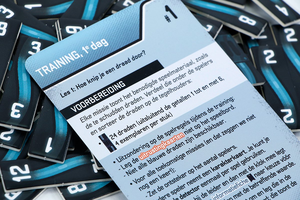 999 Games - Bomb Busters - Coöperatief Bordspel - Winnaar Spiel des Jahres 2025/Speelgoed van het jaar 2025 en de Gouden Ludo!- Werk samen en maak de bom onschadelijk - Tik tak, tik tak... — afbeelding 21