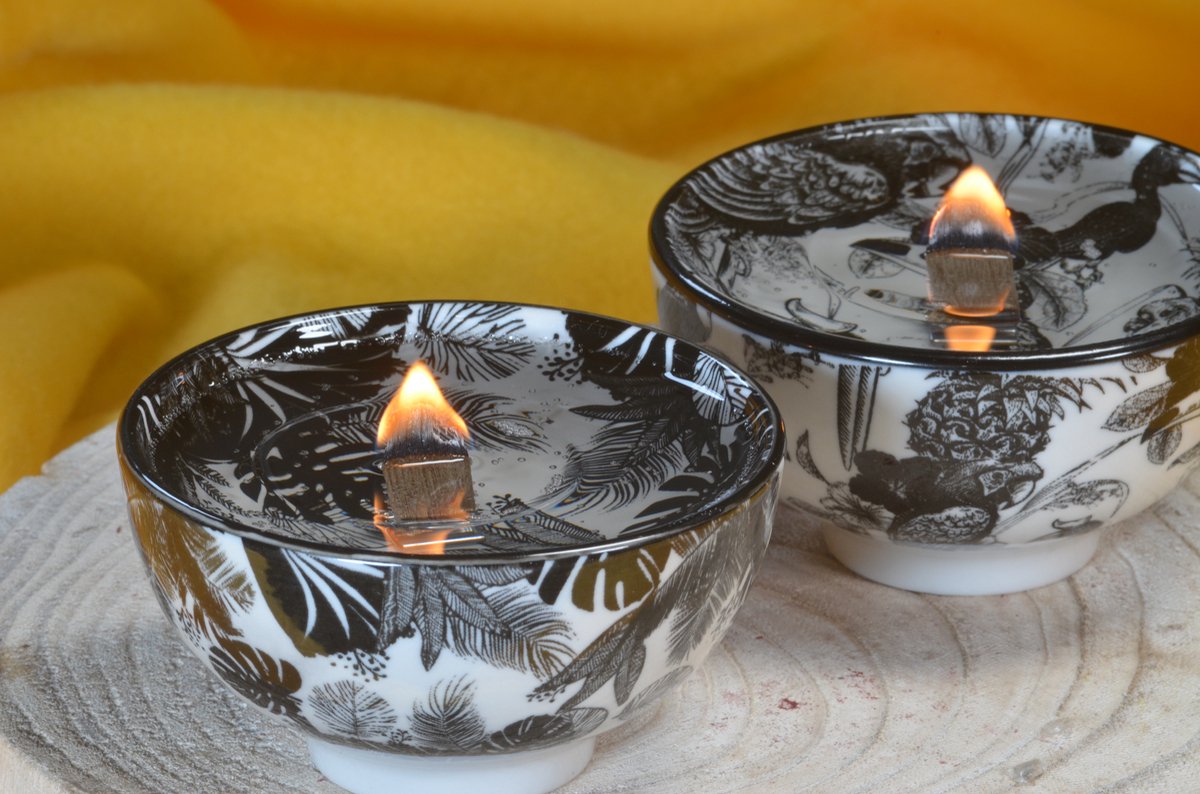 Set van 2 stuks "JUNGLE" Pentekening gelkaarsen met houten pit - Candles by Milanne - BEKIJK VIDEO