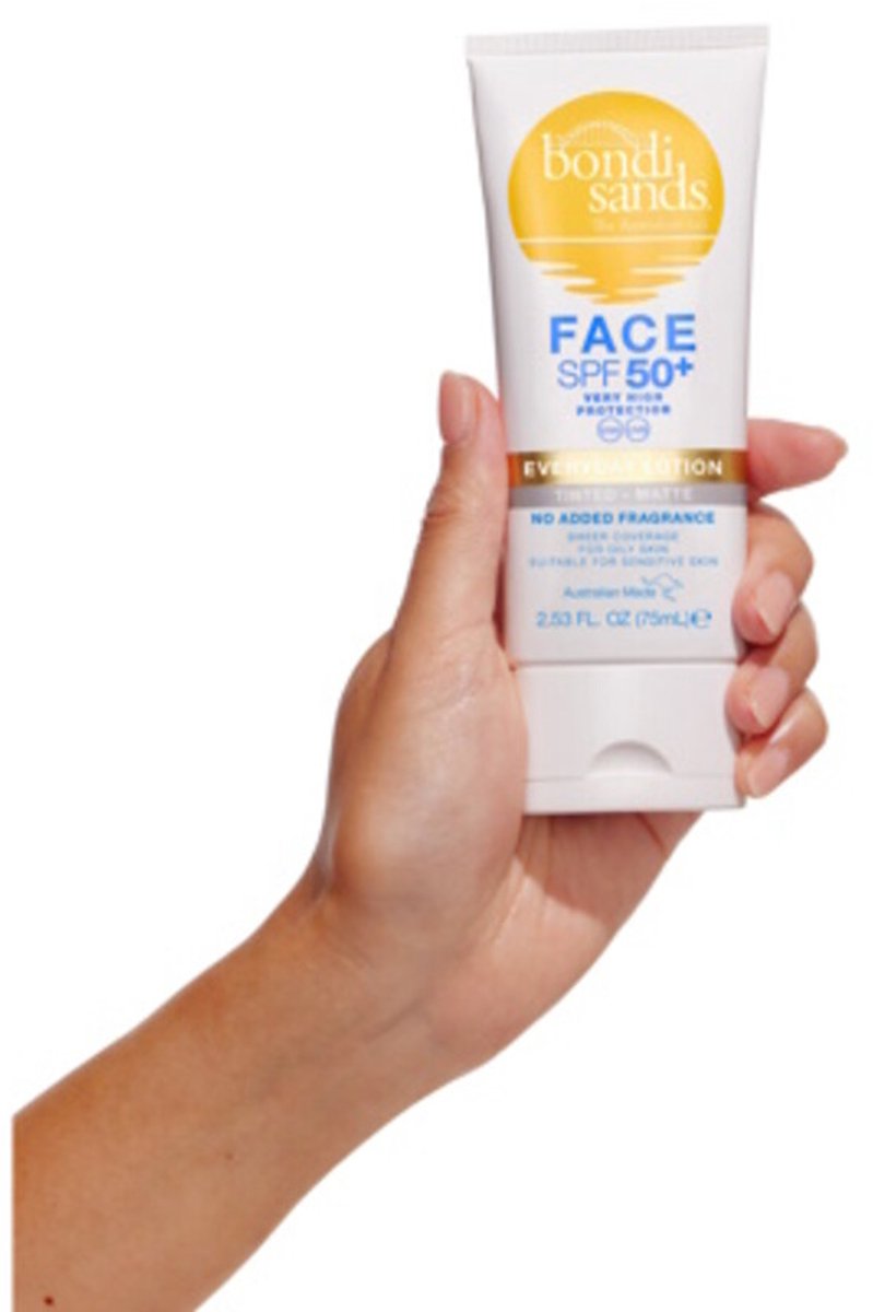 Bondi Sands - Everyday Face Lotion Tinted Matte SPF50+ - 75ml