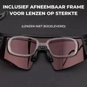 Zwarte bril met afneembaar frame voor glazen op sterkte, met bruin getinte glazen.