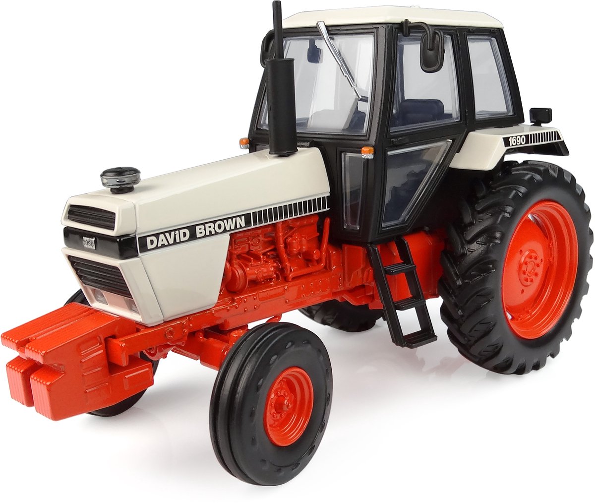 Universal Hobbies David Brown 1690 2WD 1:32