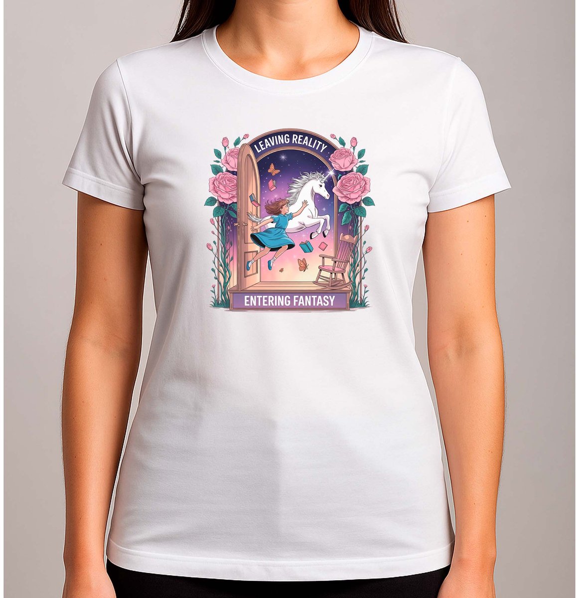 Leaving Reality Entering Fantasy - T Shirt - Books - Floral - BookLovers - Cute - BookAddict - Boeken - Boekenliefde - Boekenverslaafd