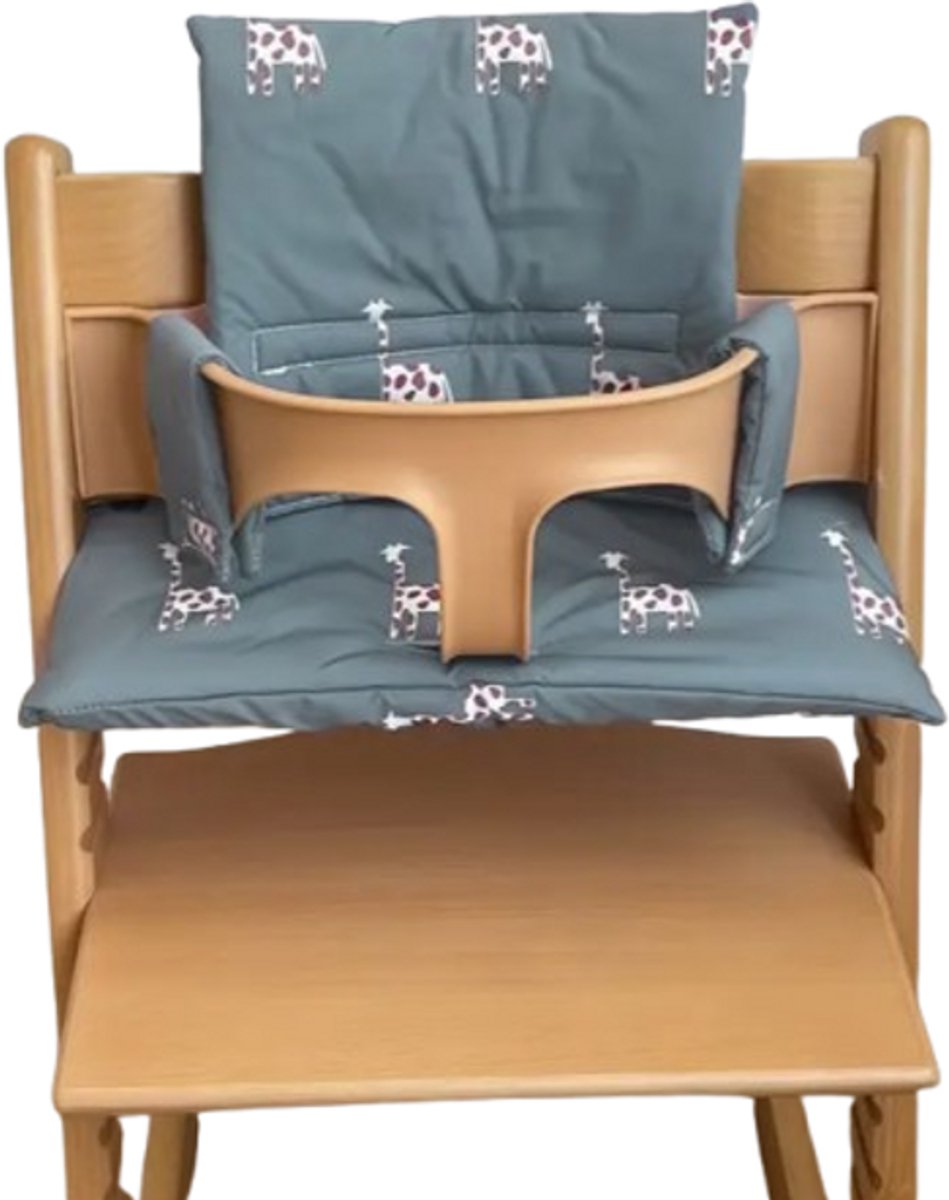 Stoelverkleiner giraffen - kussenset giraf - stoelverkleiner giraffe voor stokke tripp trapp - kinderstoel verkleiner - stoel kussen