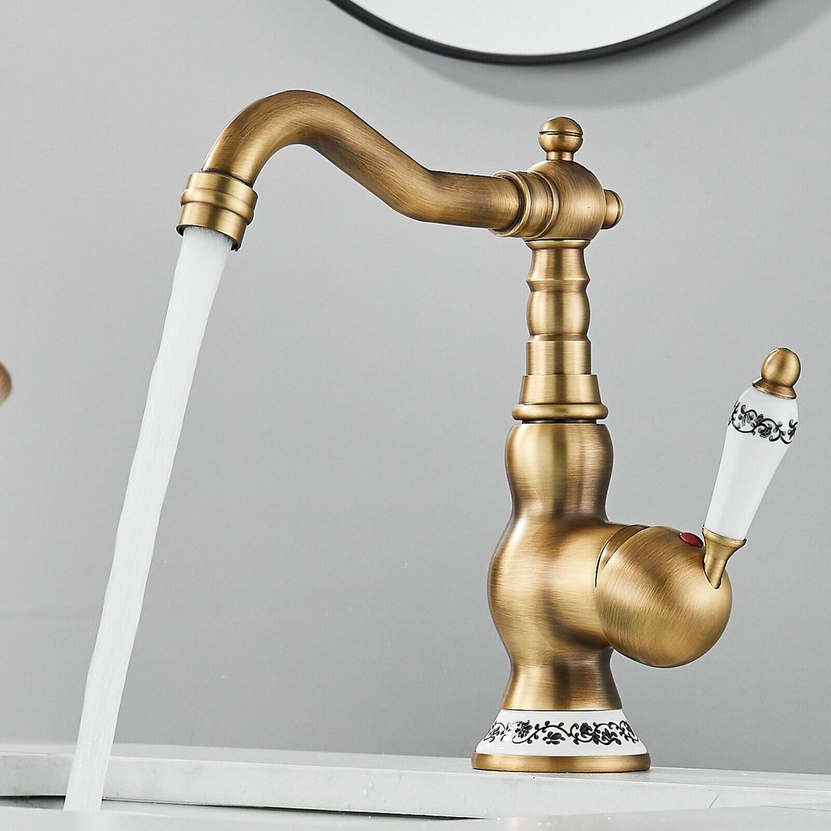 Kraan Badkamer Hoog Antiek Messing Retro Wastafelkraan 360 ° Draaibaar, Eengreeps Mengkraan Badkraan Gouden Wastafel Badkamer, Koud en Warm