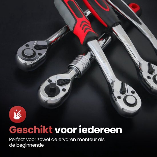 Close-up van 4 ratelsleutels met rode en grijze handgrepen op een donkere achtergrond.
