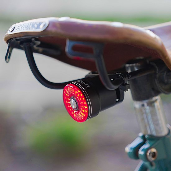 Achterlicht vogue e-bike - Verlichting apollo accu - Achterlicht electrische fiets