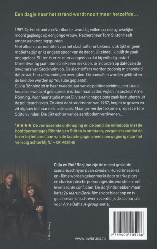 Achterkant boek met foto van twee mensen en tekst over de auteur en het boek.