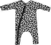 Panter grijs onesie/ leopard/ onesie/ dierenprint/ monochrome/ baby / kind/ unisex/ geboorte pakje