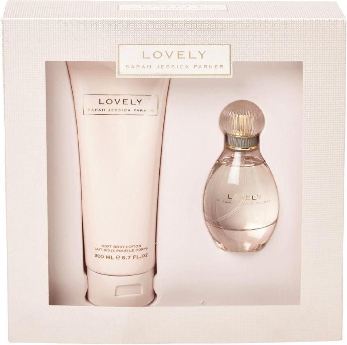 Lovely by Sarah Jessica Parker - Gift Set - 50 ml Eau De Parfum Spray + 200 ml Body Lotion