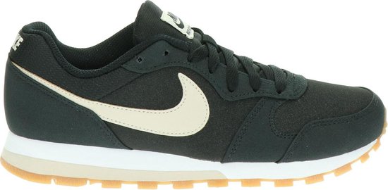 Nike MD Runner 2 lage sneakers wit - Damesschoenen.nl
