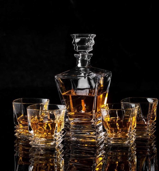 linnen Reageren patrouille Whiskey Karaf Met 4 Glazen - 5 Delige Decanter Set - Kristal -  Vaatwasserbestendig -... | bol.com